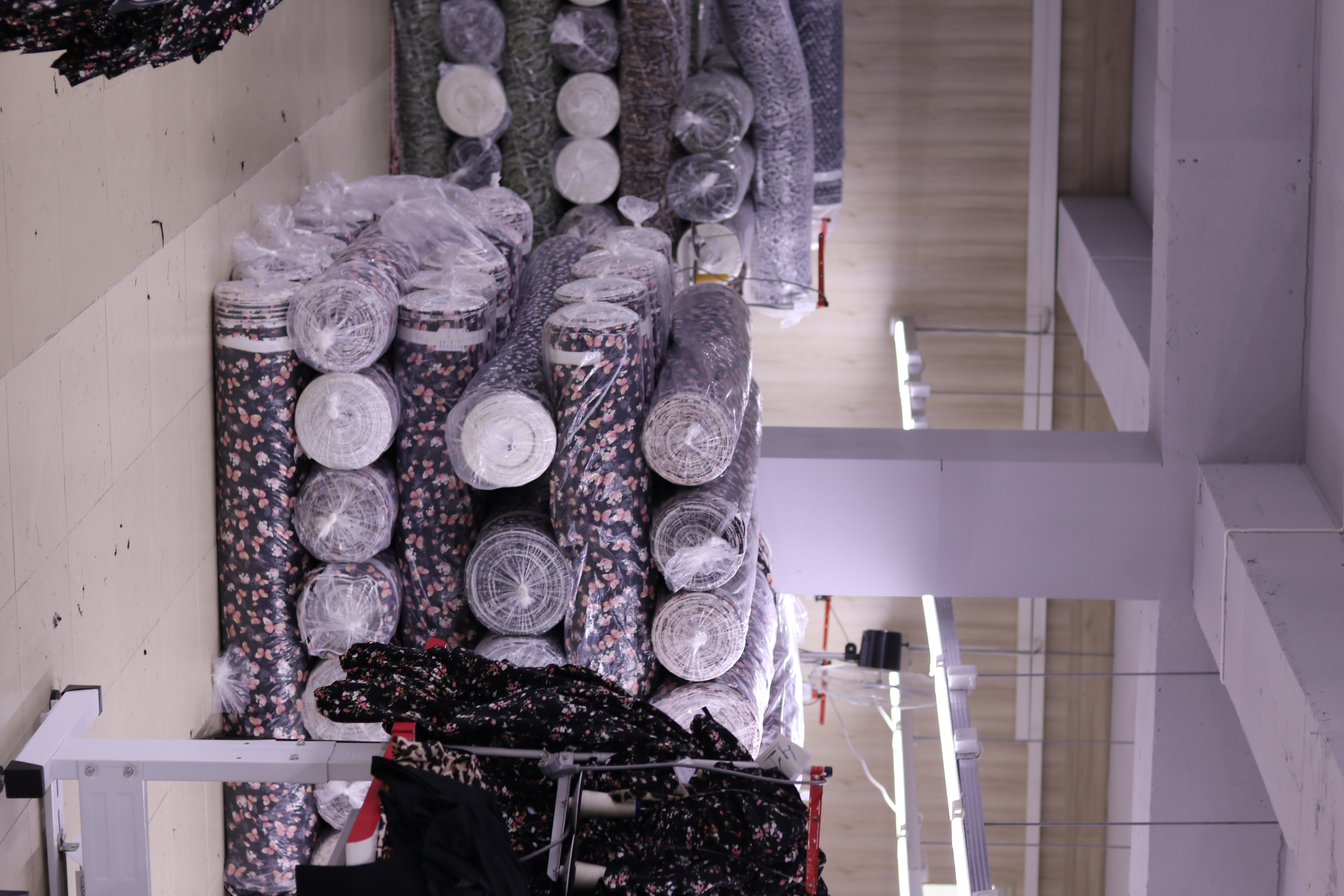 Подбор ткани и фурнитуры